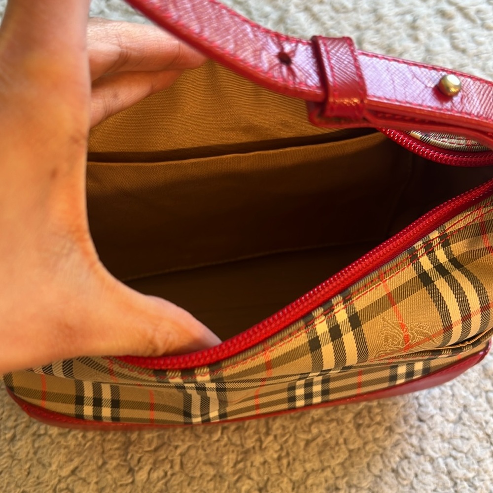 Burberry Canvas Nova Check Shoulder Bag - Picture 12 of 16